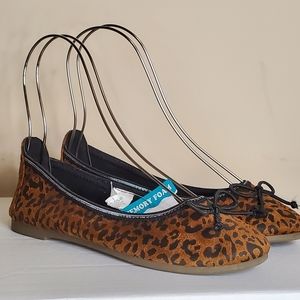 Crochet Leopard Print Black and Brown Flats Memory Foam Size 4